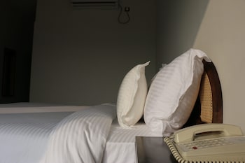 kashi anandam signature collection by eight continents