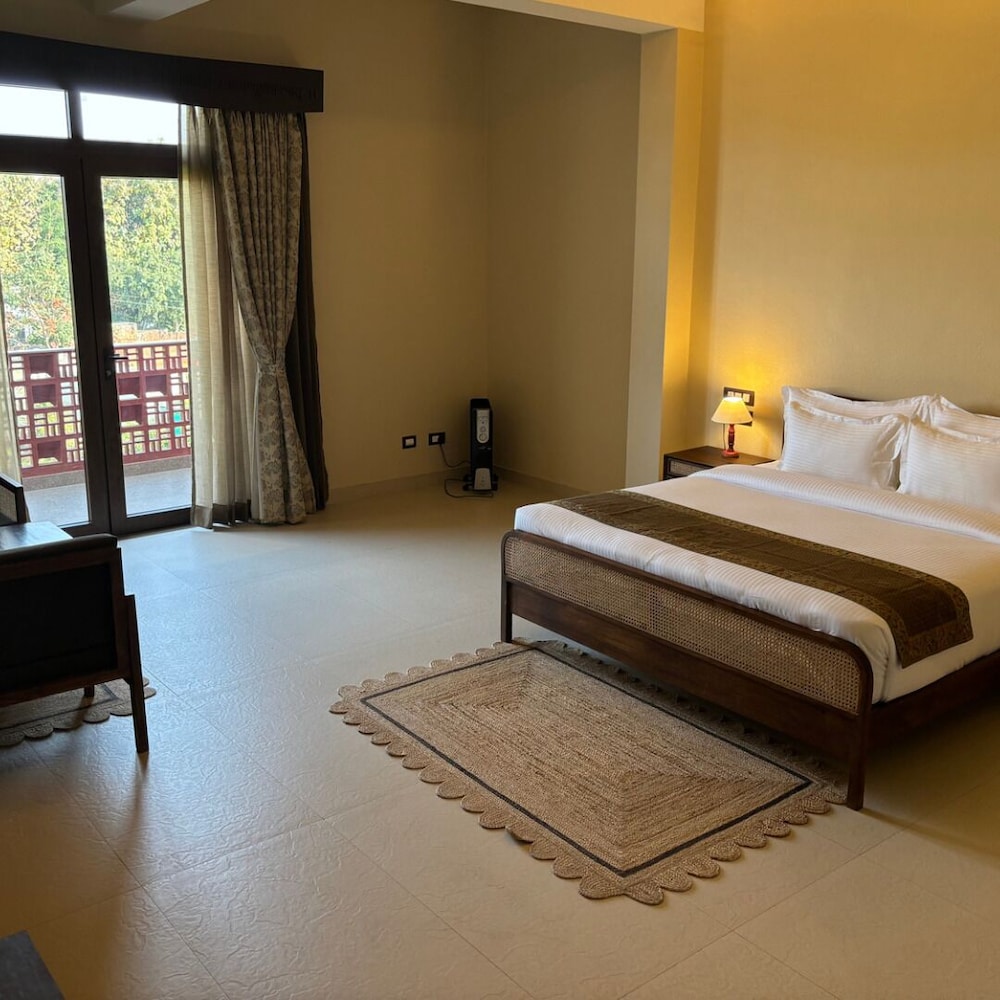 kashi anandam signature collection by eight continents