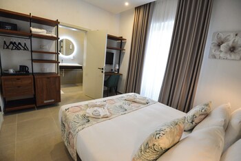 Aqueduct Boutique B&B,,4 star