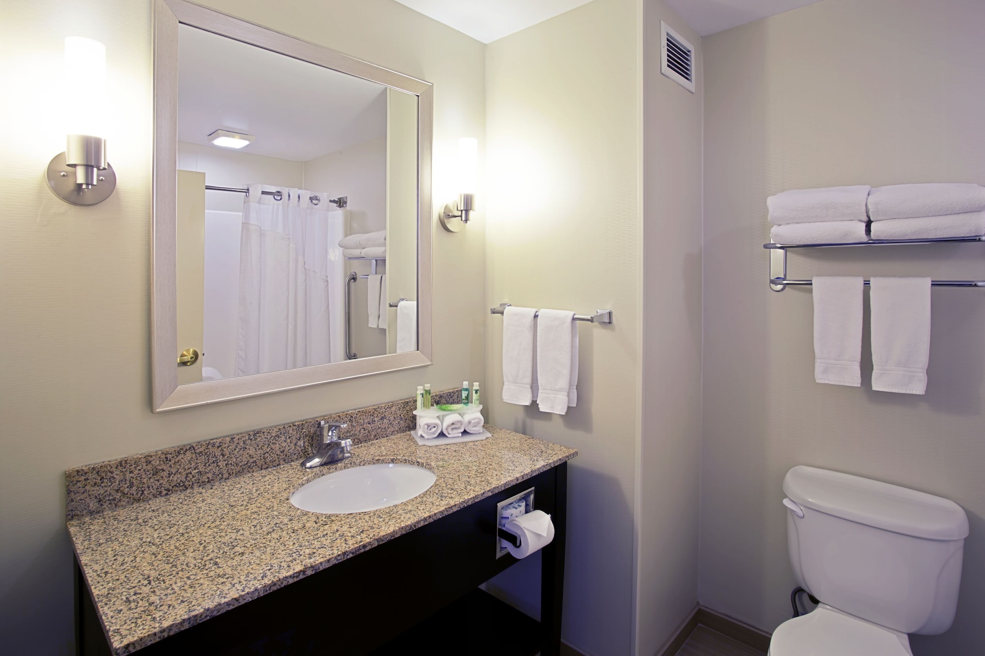 holiday inn express hotel and suites grand rapids north by ihg