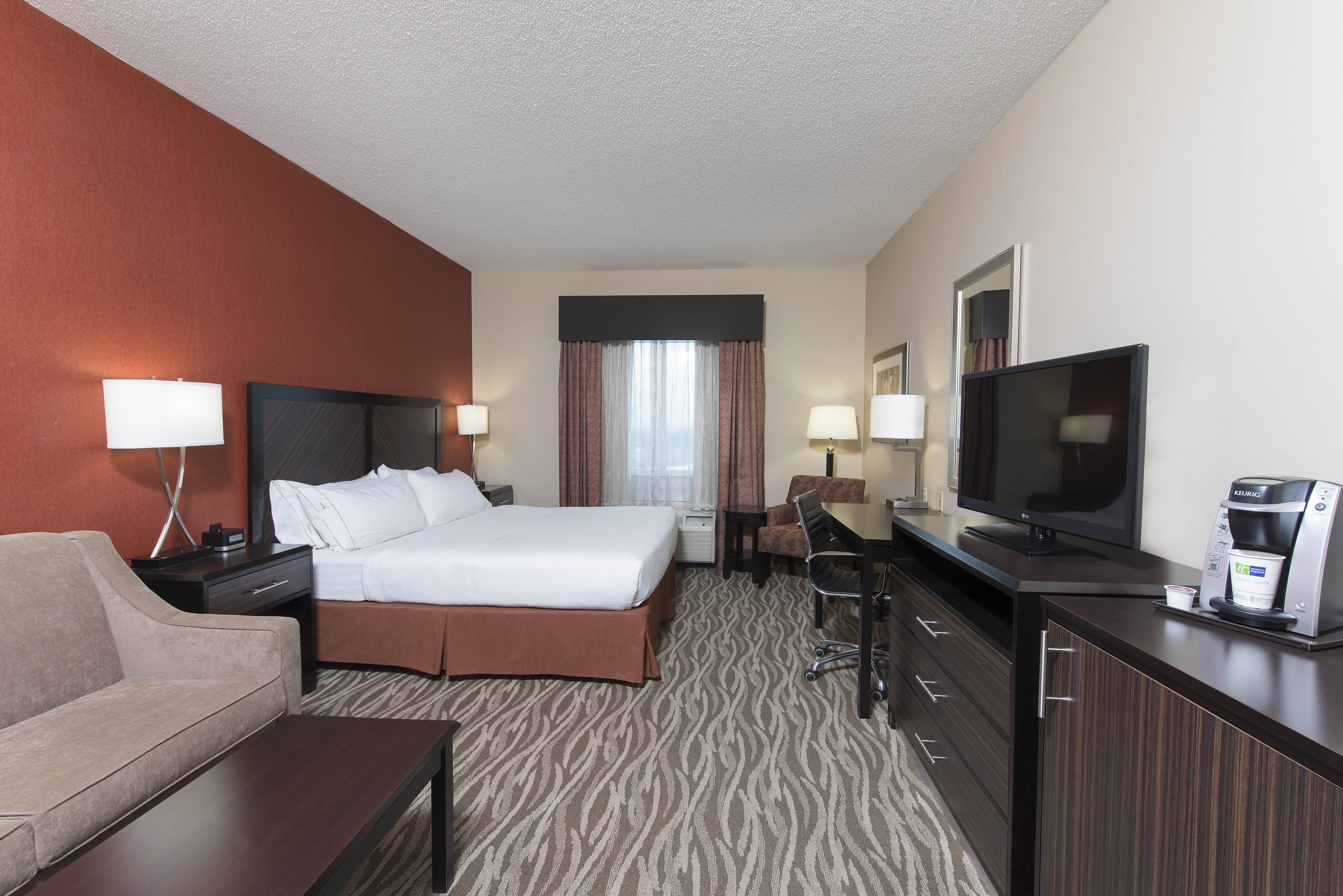 holiday inn express hotel and suites grand rapids north by ihg
