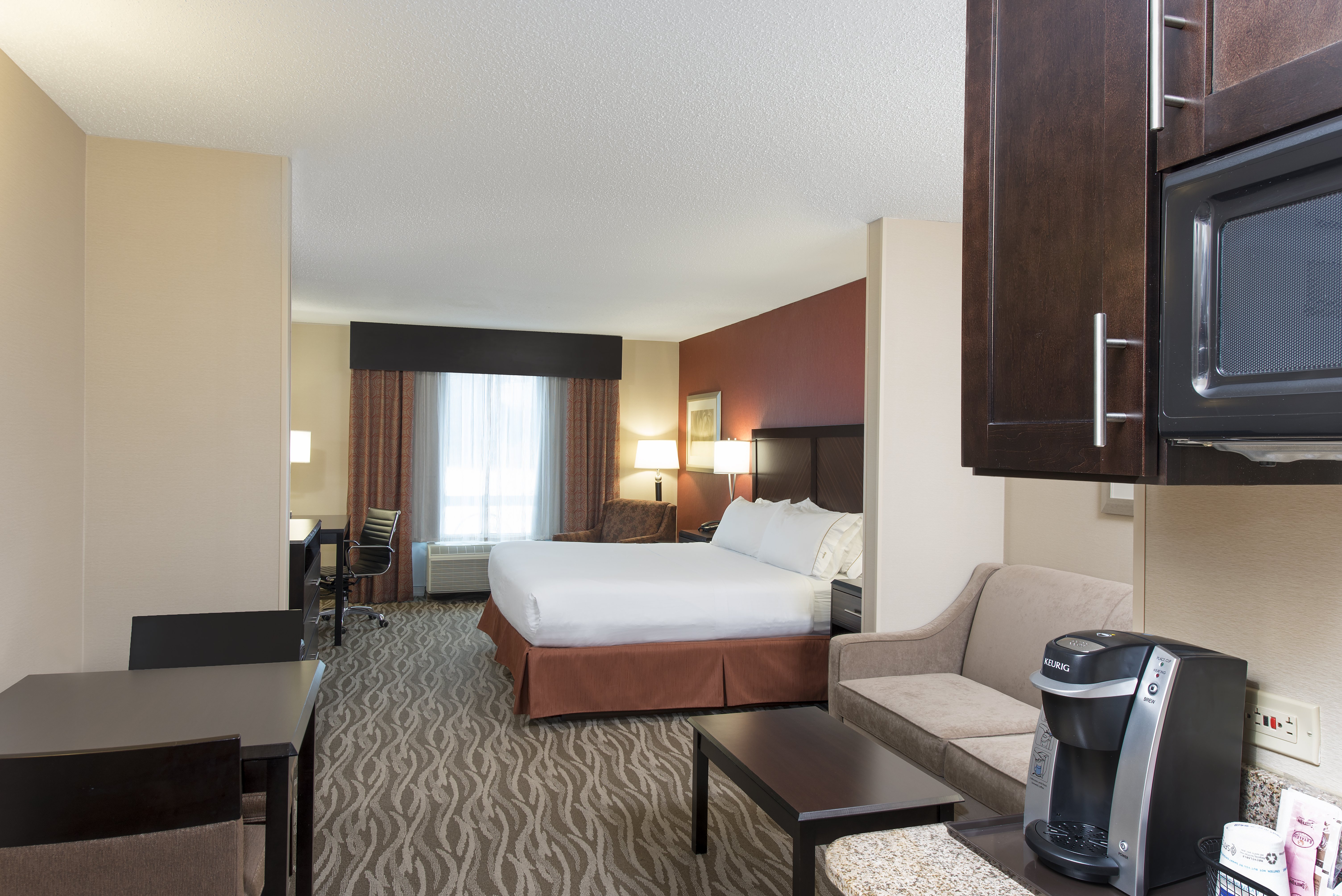 holiday inn express hotel and suites grand rapids north by ihg