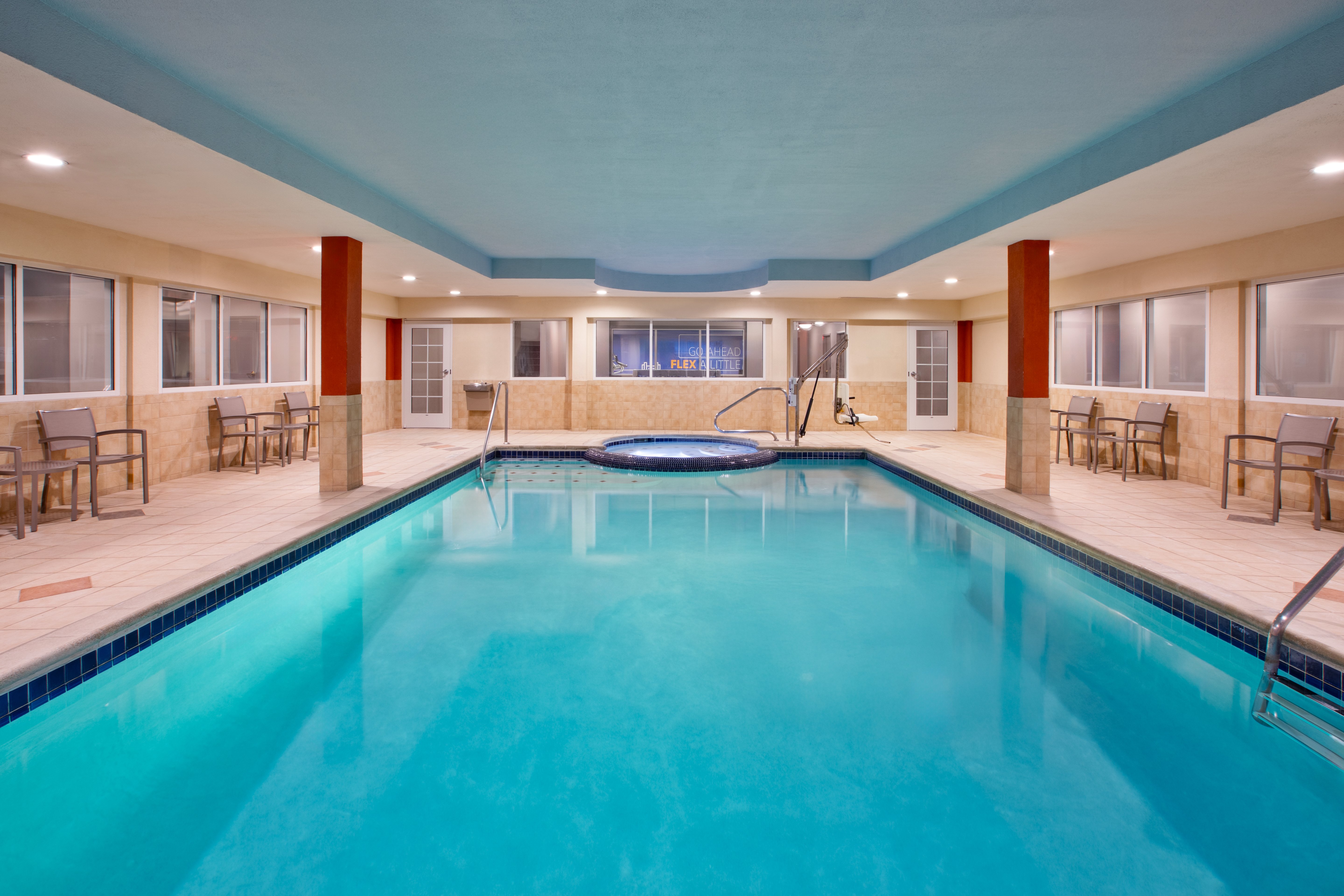 holiday inn express hotel and suites grand rapids north by ihg