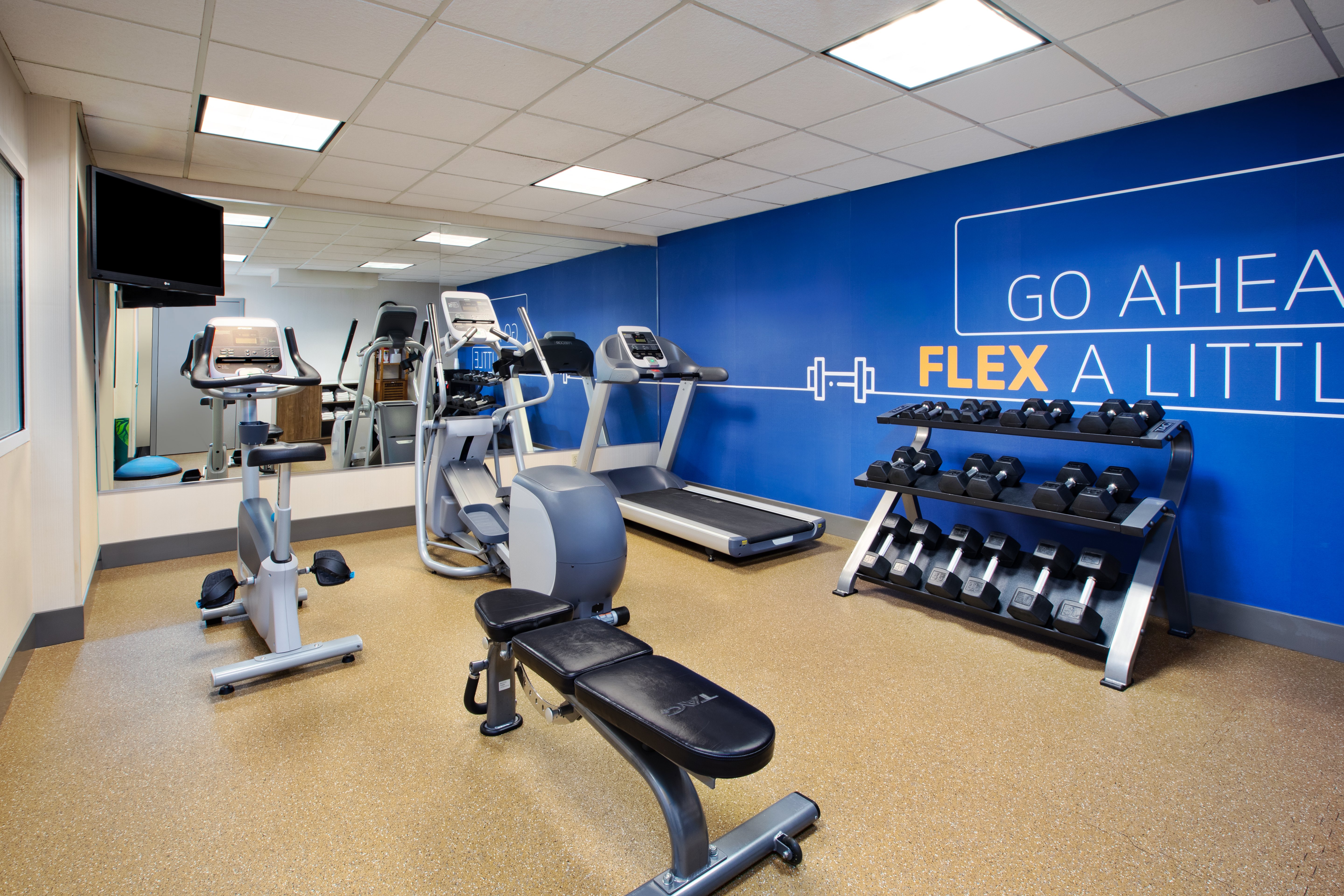 holiday inn express hotel and suites grand rapids north by ihg