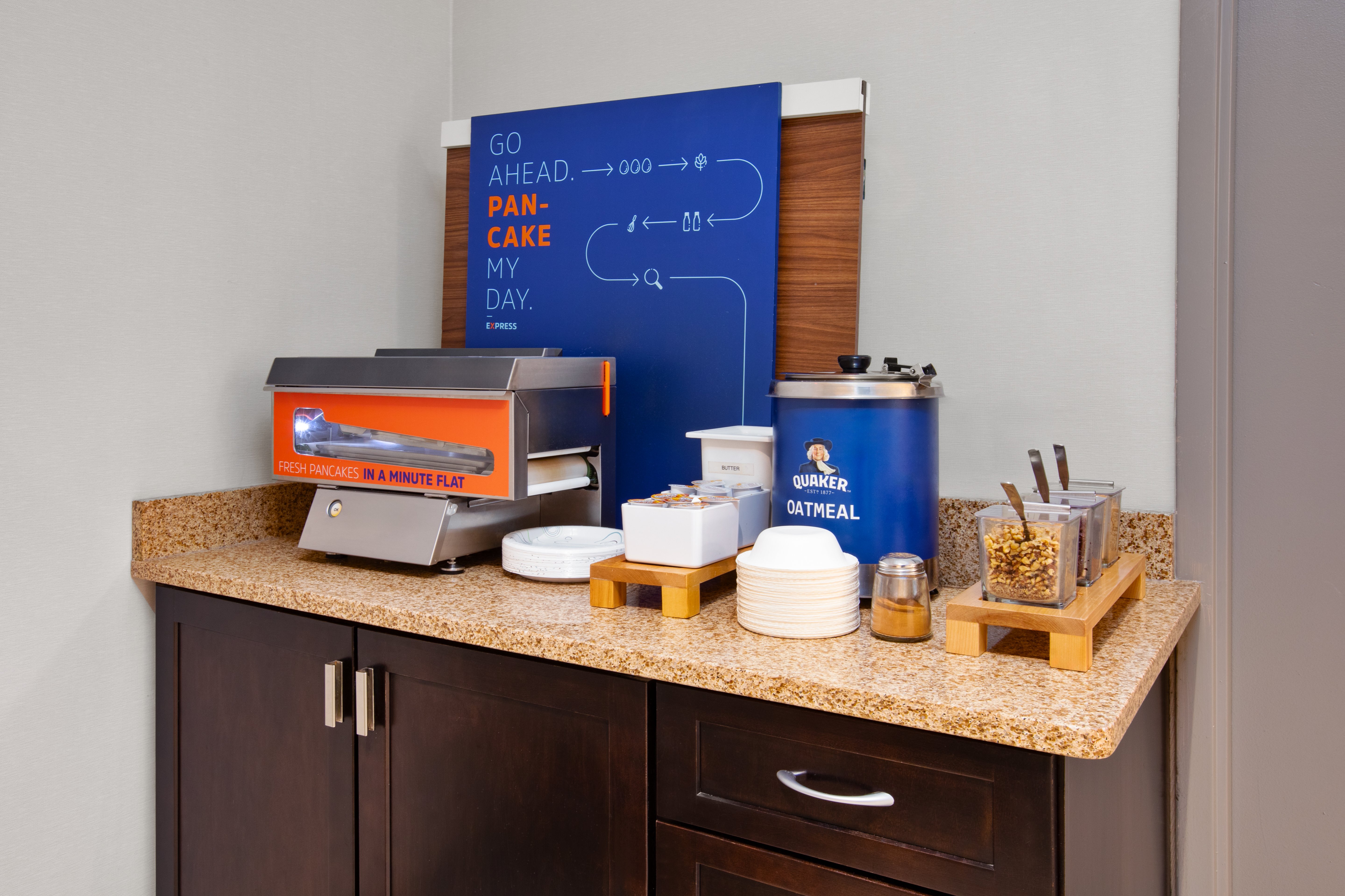 holiday inn express hotel and suites grand rapids north by ihg