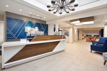Holiday Inn Express Hotel & Suites Grand Rapids-North By Ihg,Belmont>>Alpine Township,3 star