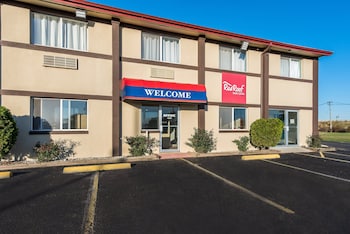 Red Roof Inn & Suites Wapakoneta,Wapakoneta>>Lima,2 star