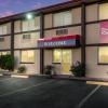 red roof inn and suites wapakoneta