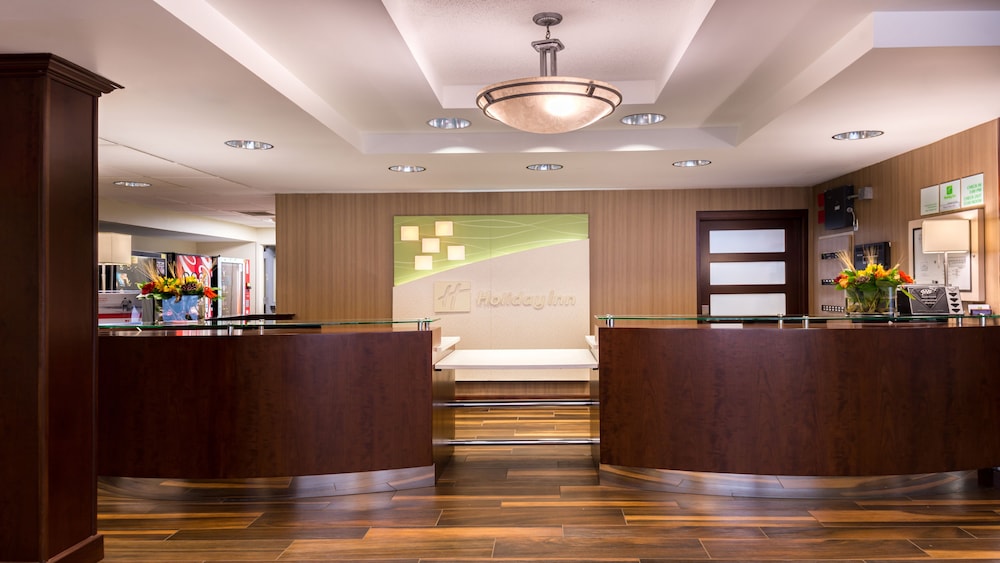 holiday inn hotel and suites warren by ihg