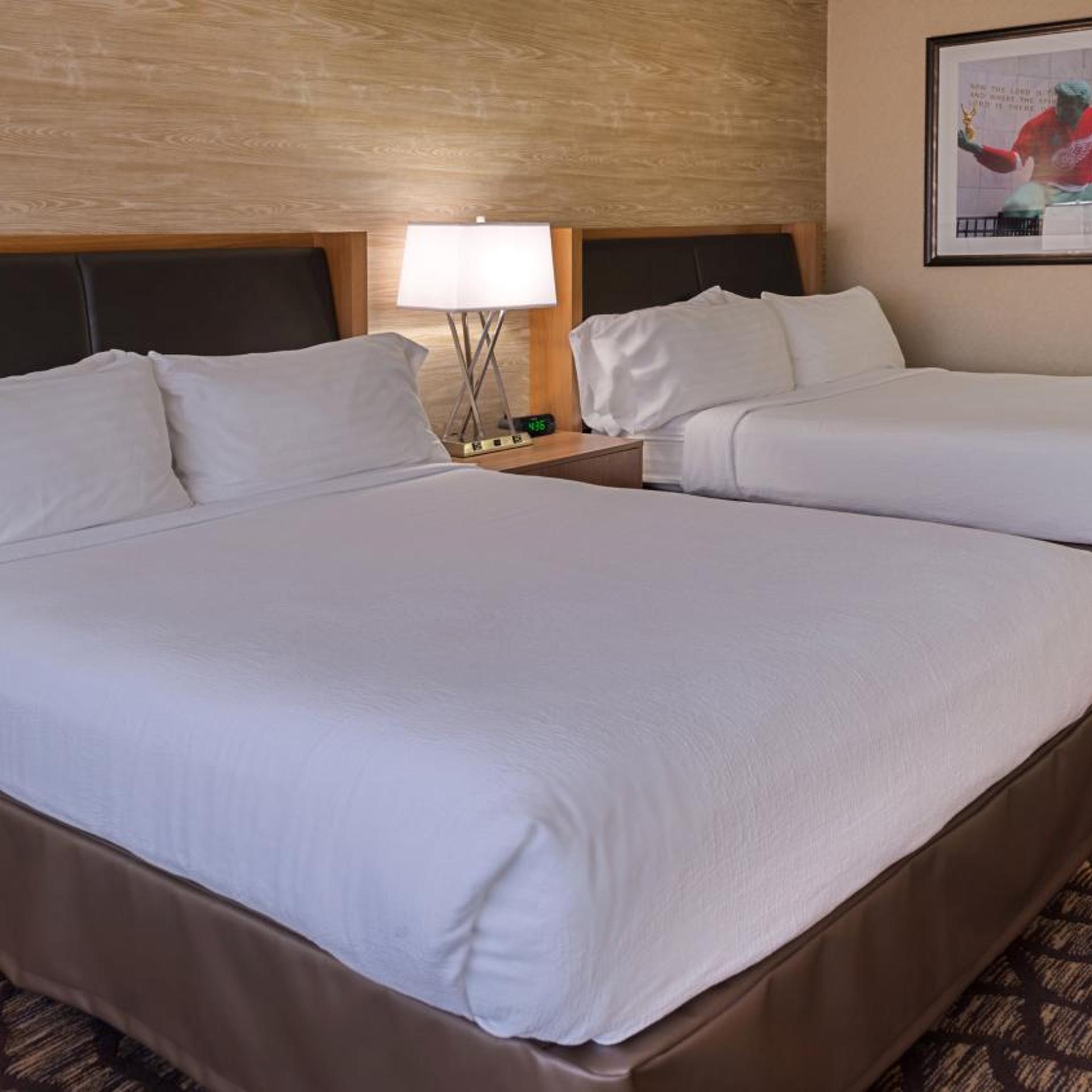 holiday inn hotel and suites warren by ihg