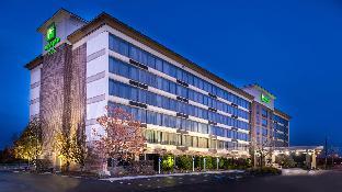 holiday inn hotel and suites warren by ihg