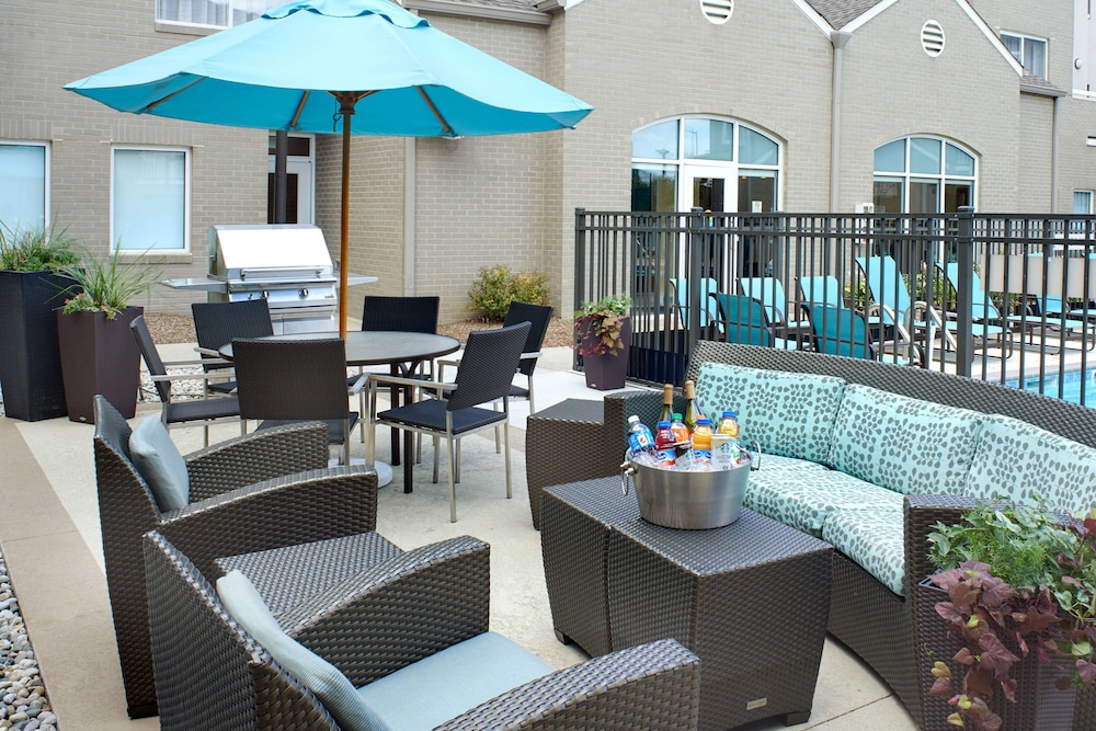 sonesta es suites detroit warren