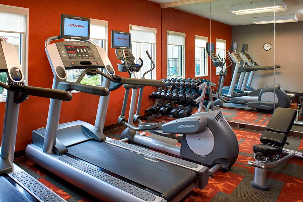 sonesta es suites detroit warren