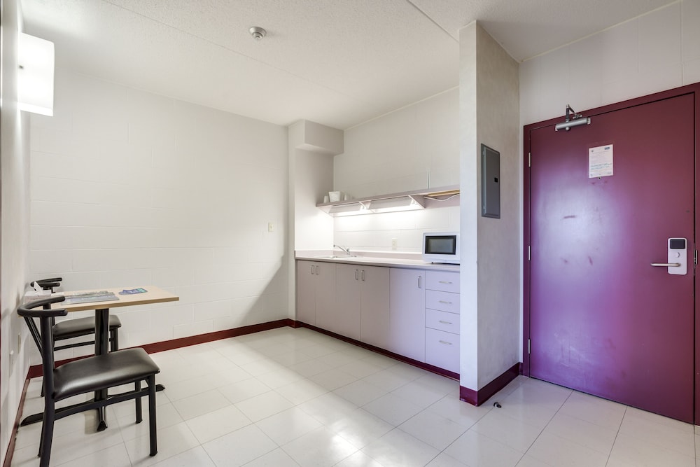 residence and conference centre welland