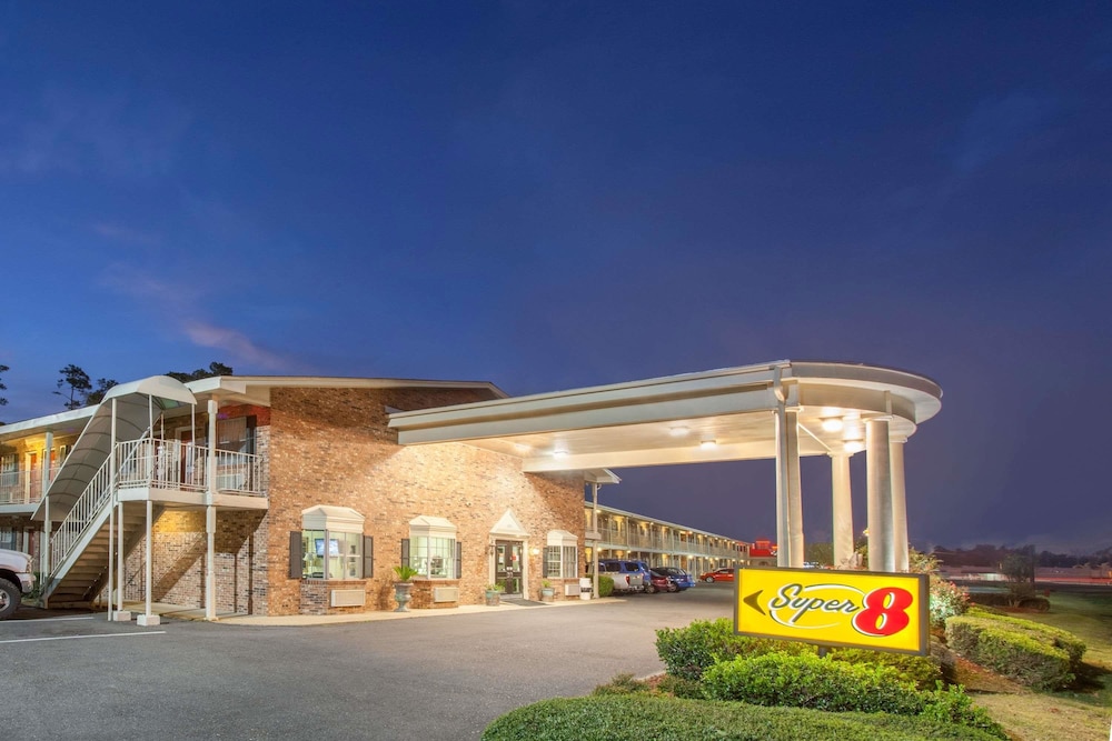 Super 8 By Wyndham Monroe West,West Monroe>>Monroe,2 star