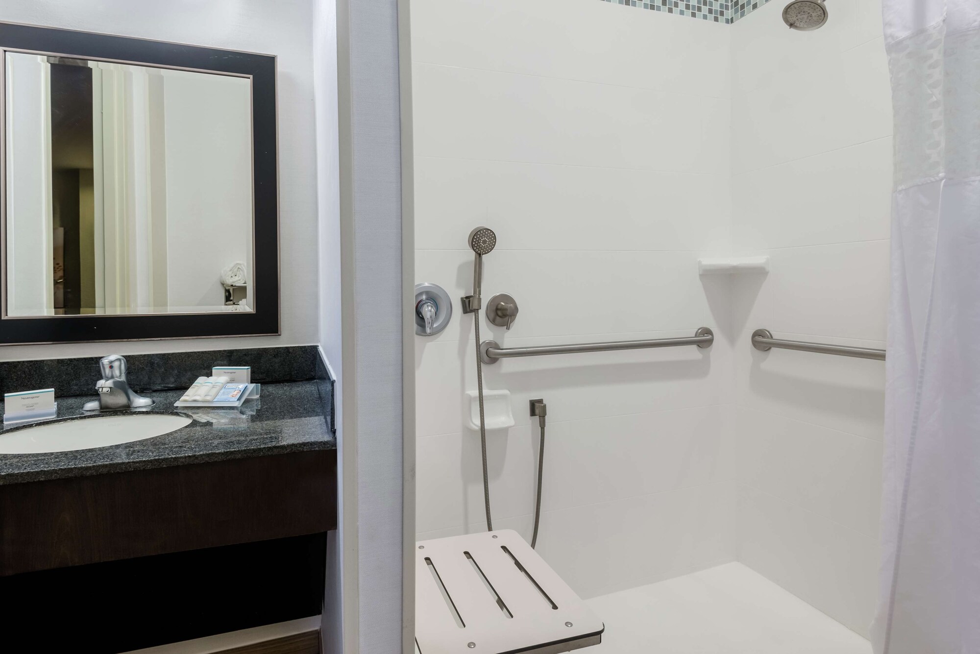 hilton garden inn west palm beach airport