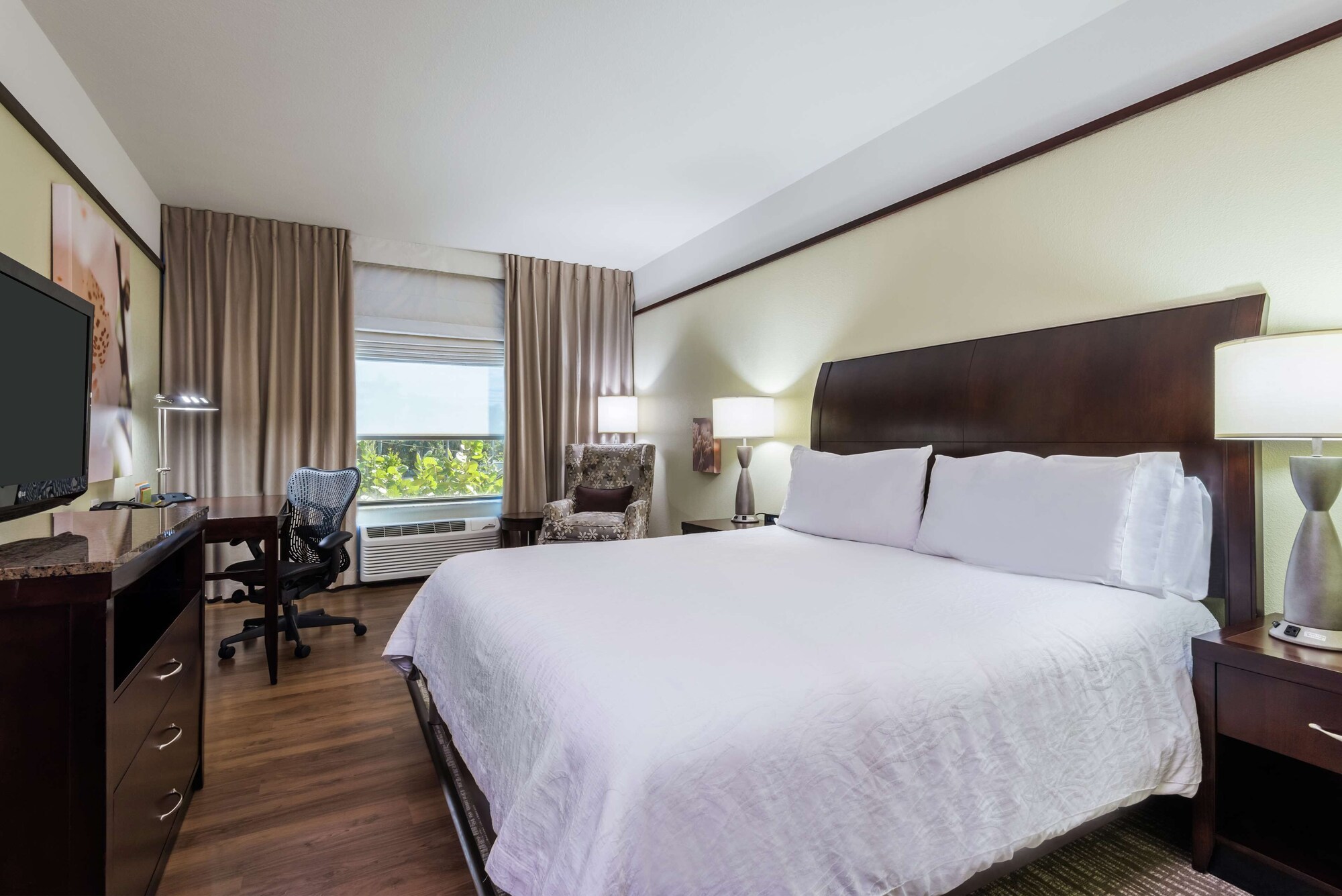 hilton garden inn west palm beach airport