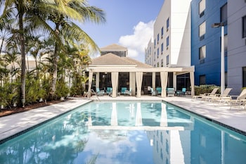 Hilton Garden Inn West Palm Beach Airport,Palm Beach>>Lantana,3 star