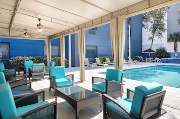 hilton garden inn west palm beach airport