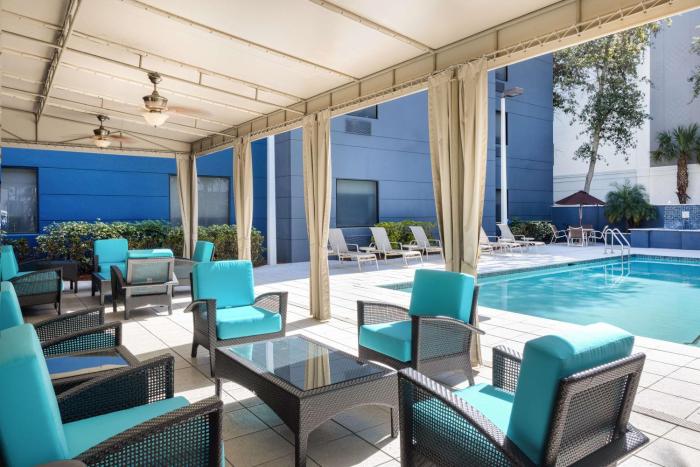 hilton garden inn west palm beach airport