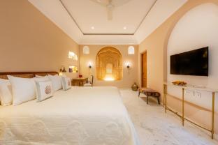 niravi jaipur