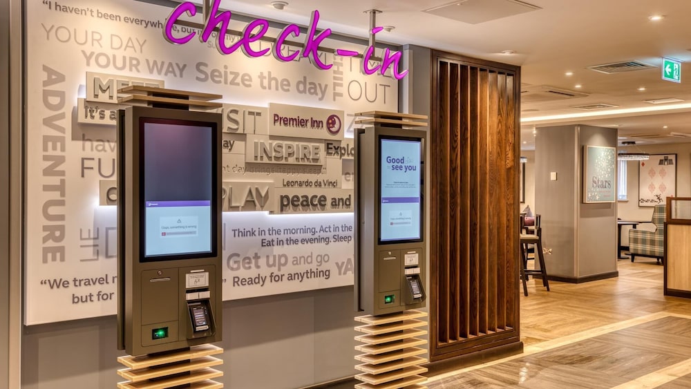 premier inn cambridge city centre corn exchange lion yard