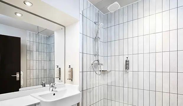 premier inn cambridge city centre corn exchange lion yard