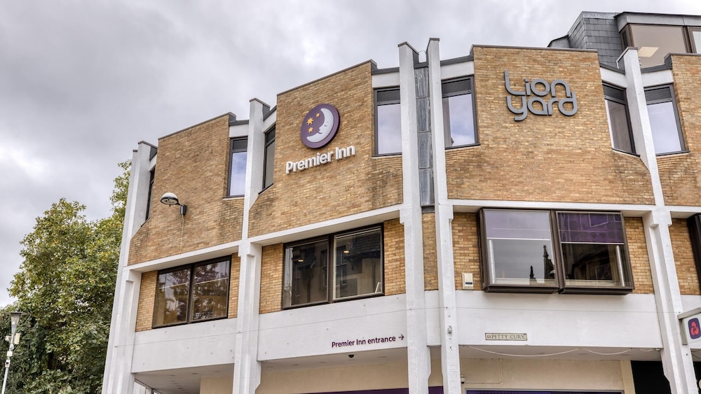 premier inn cambridge city centre corn exchange lion yard