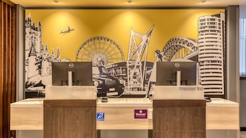 Premier Inn Cambridge City Centre - Corn Exchange/Lion Yard,,3 star