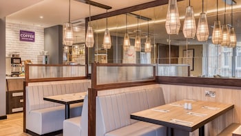 premier inn cambridge city centre corn exchange lion yard