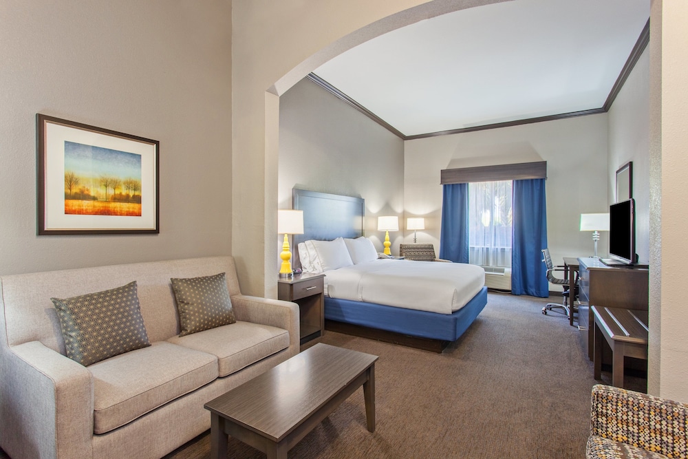 holiday inn express hotel and suites wharton by ihg