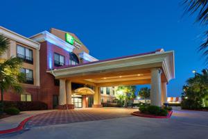 holiday inn express hotel and suites wharton by ihg