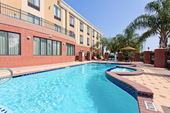 Holiday Inn Express Hotel & Suites Wharton By Ihg,Wharton>>Bay City,3 star