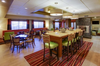 hampton inn williamsport downtown