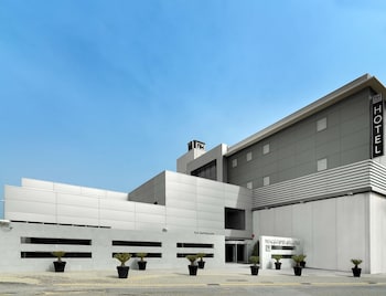 Nh Campo De Gibraltar,Costa De La Luz>>Algeciras,4 star