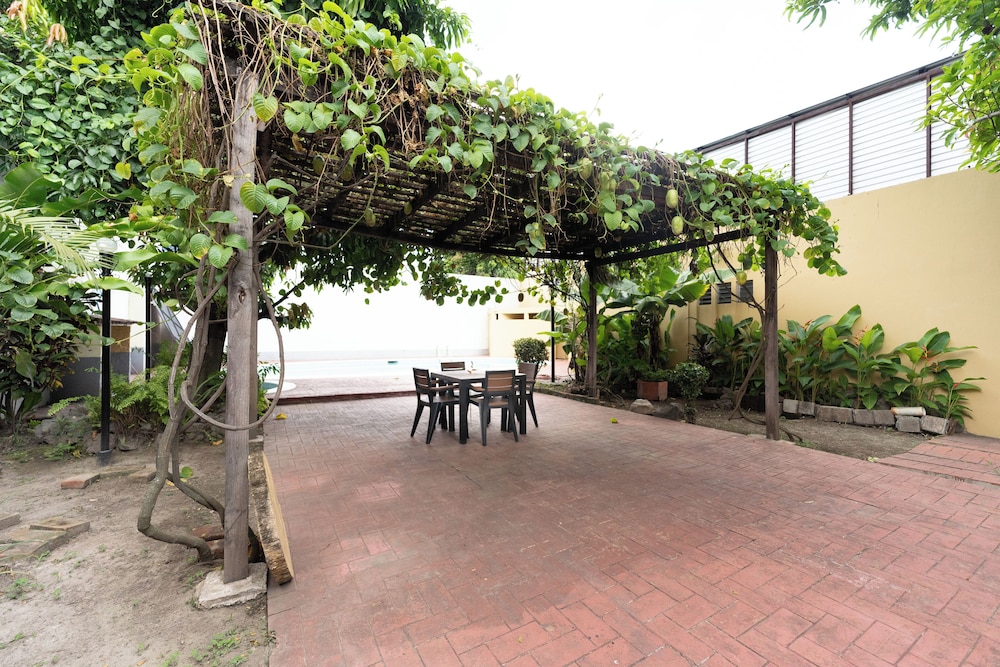 volcano hostal y restaurante