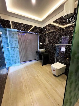 the pelican beach resort mandarmoni