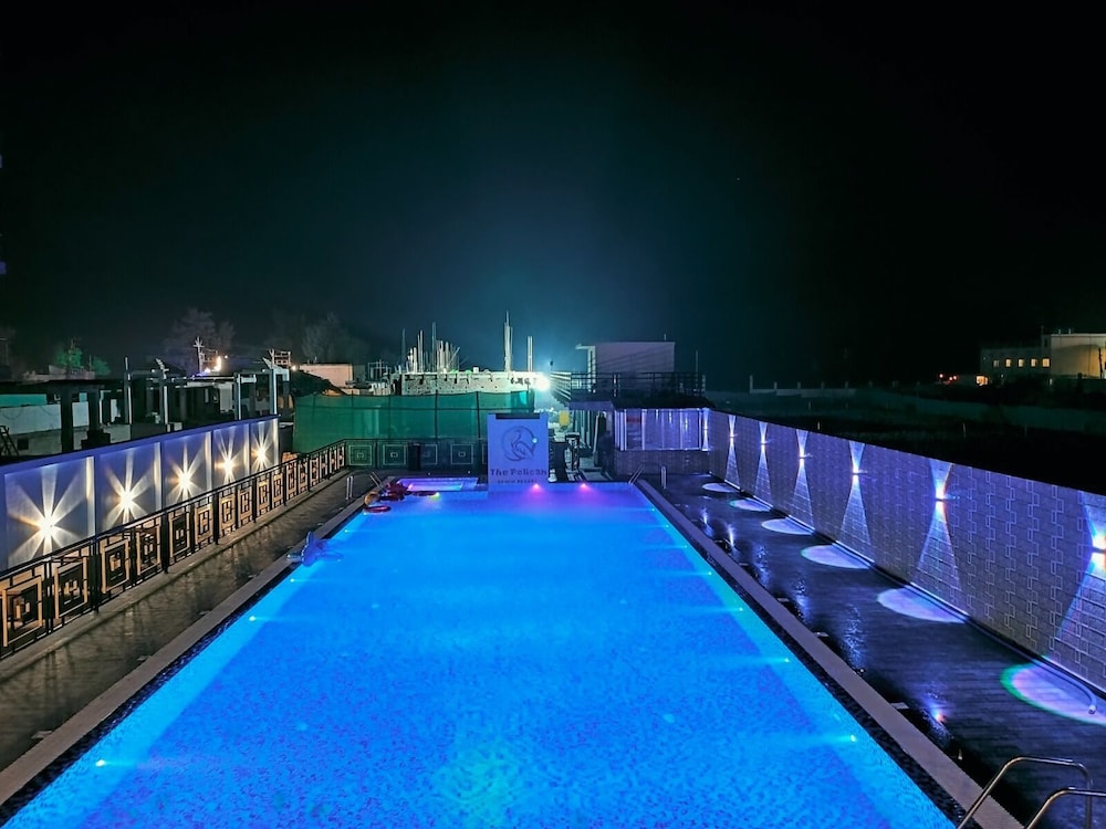 the pelican beach resort mandarmoni