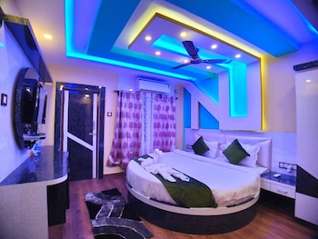 the pelican beach resort mandarmoni