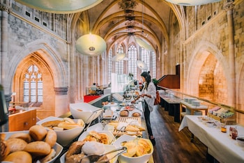 kruisherenhotel maastricht