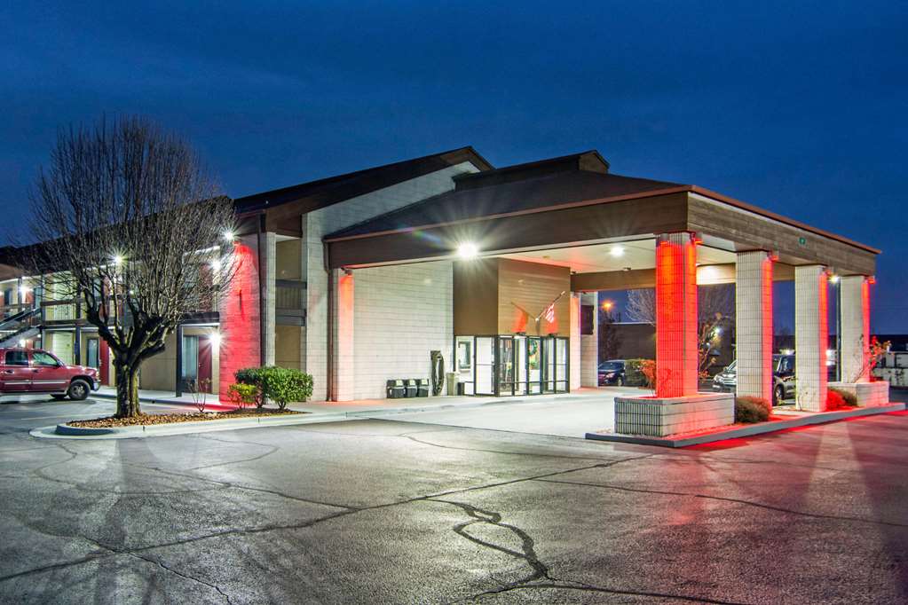 econo lodge madison