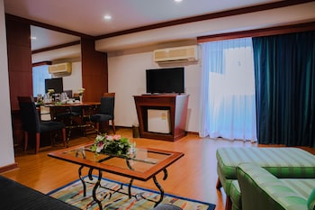 baiyoke suite hotel