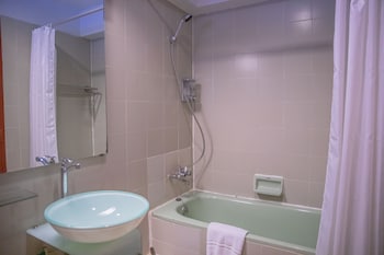baiyoke suite hotel