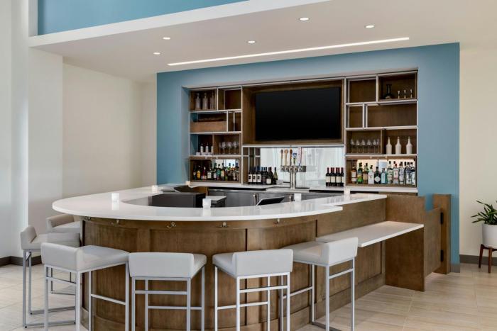 element charleston airport