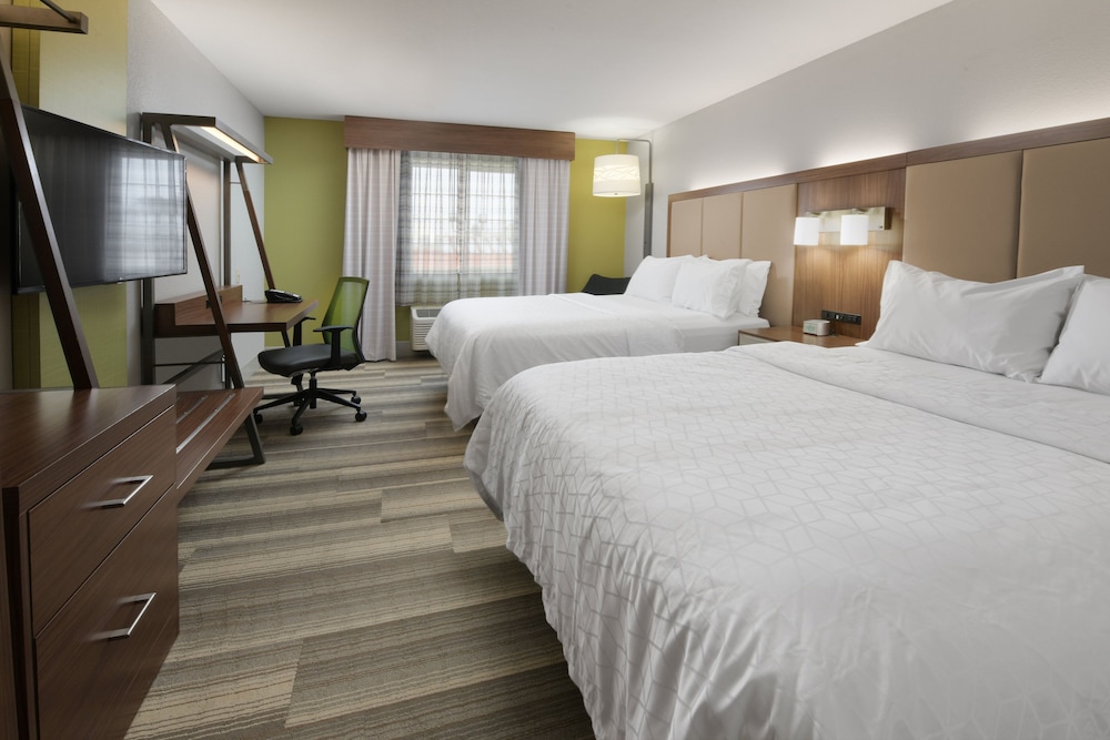 holiday inn express hotel and suites magnolia lake columbia by ihg