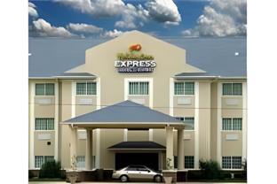 holiday inn express hotel and suites magnolia lake columbia by ihg