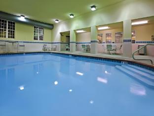 holiday inn express hotel and suites magnolia lake columbia by ihg