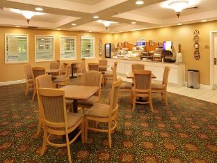 holiday inn express hotel and suites magnolia lake columbia by ihg