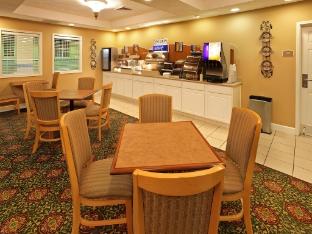 holiday inn express hotel and suites magnolia lake columbia by ihg