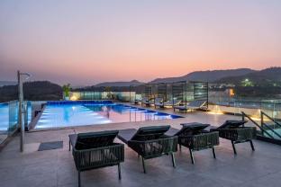 radisson resort and spa khopoli